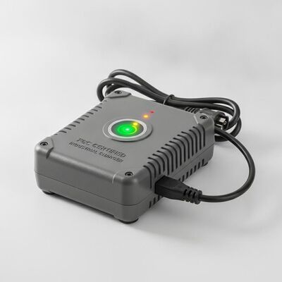FCC-gecertificeerde standaardbatterijopladeren met LED-oplaadstatusindicator en compact ontwerp van 300 g voor industrieel gebruik