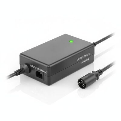 84W maximaal uitgangsvermogen Ebike-batterijoplader met 54.6V 2A-uitgang en 100-240V wisselstroominvoer voor elektrische fietsen